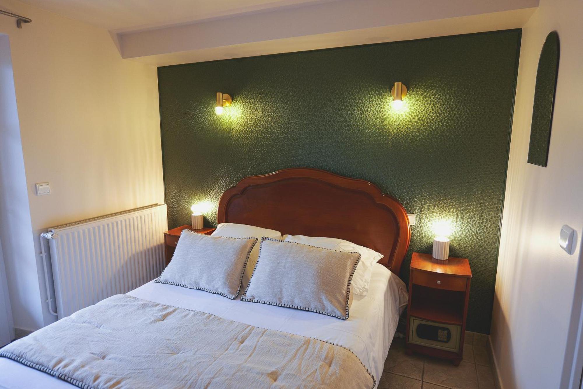 Auberge Du Cheval Blanc - Teritoria Selles-Saint-Denis Екстериор снимка