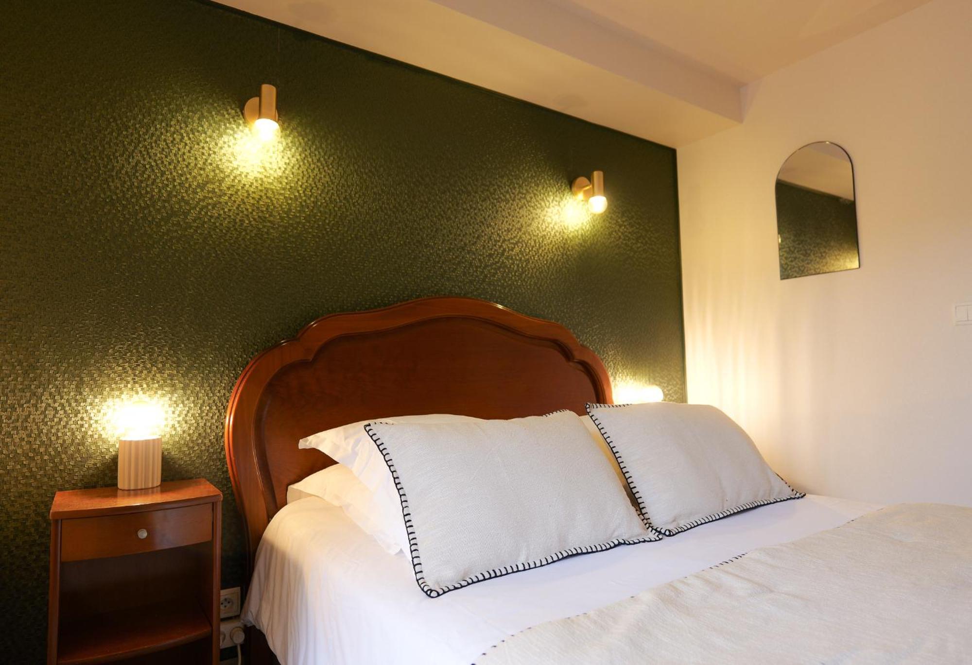 Auberge Du Cheval Blanc - Teritoria Selles-Saint-Denis Екстериор снимка